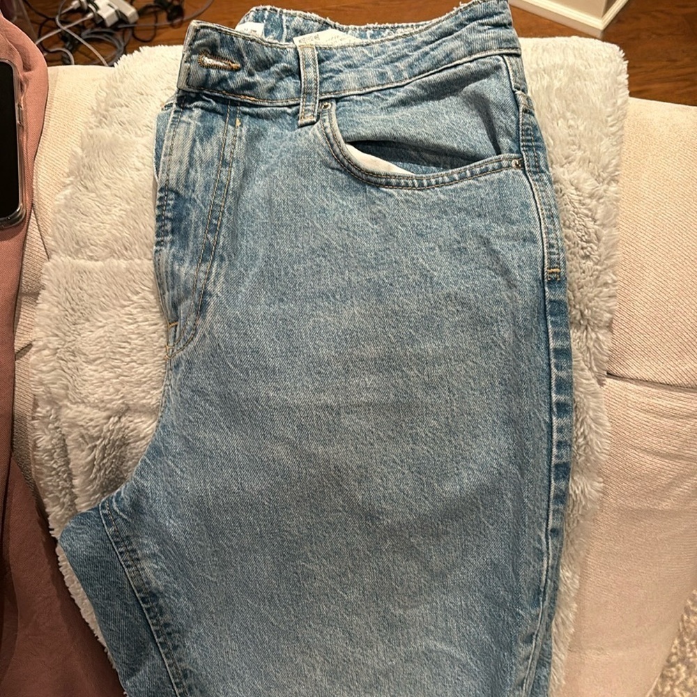 Zara slicks high waisted jeans in 10 light wash